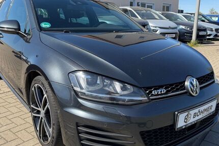 VW Golf 206.000 km 10.990 &euro; Salzgitter 38229