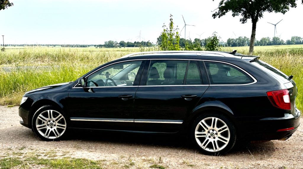 Skoda Superb 202.000 km 8.900 &euro; Harsum 31177