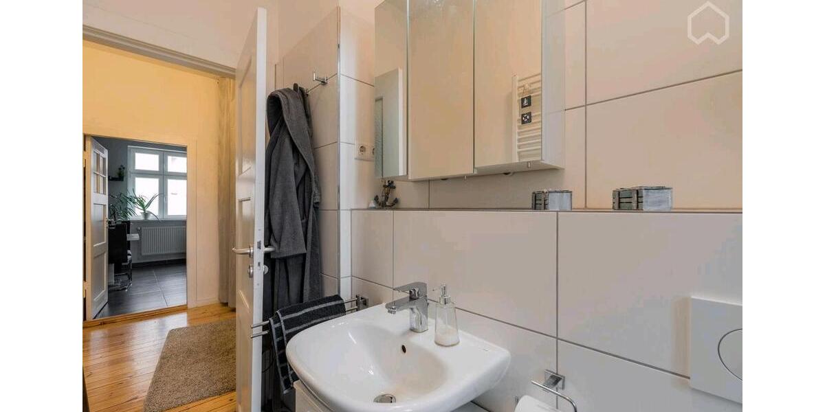 Möblierte 2-Zimmer-Wohnung mit Balkon & EBK in Berlin-Steglitz 2 zimmer