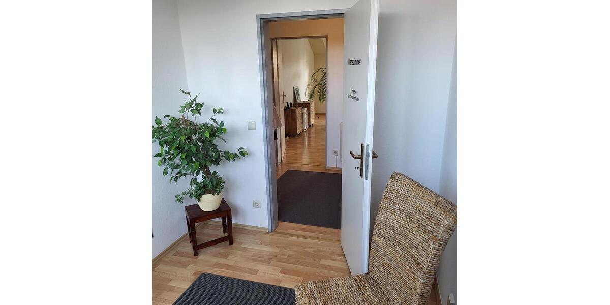 Etagenwohnung Salzgitter Ortschaft Ost - 3 Zimmer, 120 m&sup2;, 800&euro; | Angebot:25263771