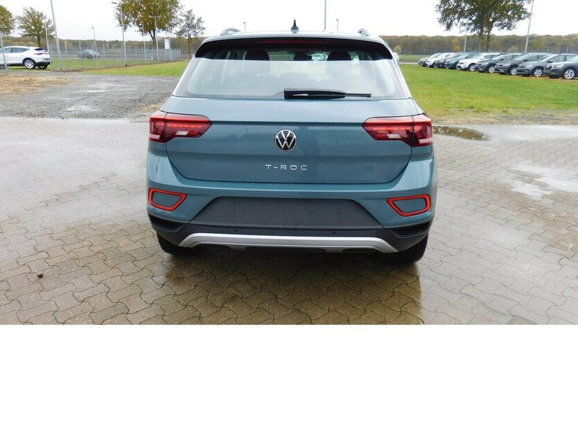 VW T-Roc 1.5 Life TSI BMT Navi Klima Standheizung 29.700 km 23.990 € Vordorf 38533