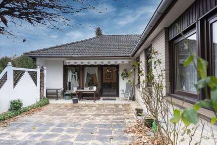 Haus Braunschweig Broitzem - 6 Zimmer, 157 m&sup2;, 348.000&euro; | Angebot:25232563