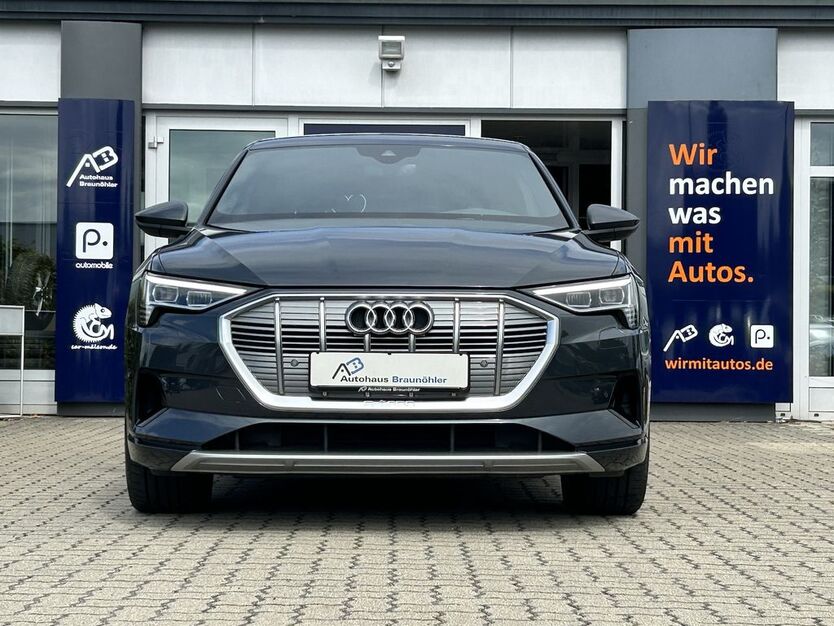 Audi e-tron 39.553 km 29.950 € Salzgitter 38229