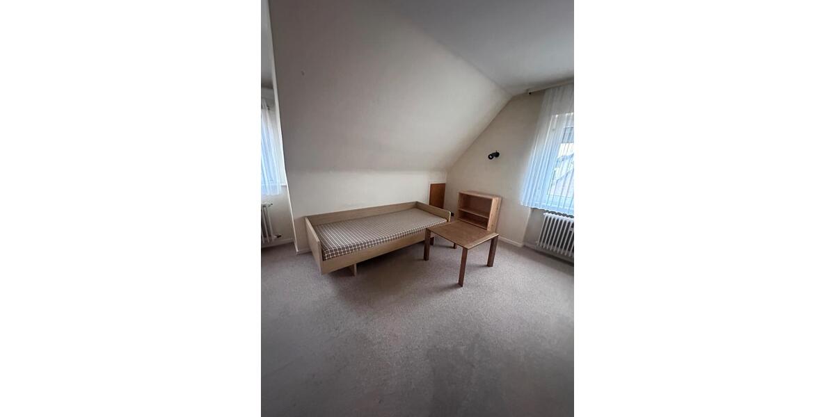 Dachgeschoßwohnung Braunschweig Timmerlah-Geitelde-Stiddien - 1 Zimmer, 20 m&sup2;, 500&euro; | Angebot:24422313