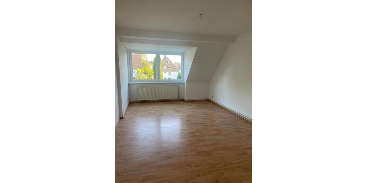 Dachgeschoßwohnung Braunschweig Nordstadt - 3 Zimmer, 70 m&sup2;, 745&euro; | Angebot:27579618