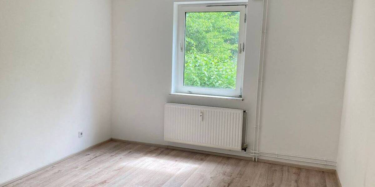 Etagenwohnung Salzgitter Lebenstedt - 3 Zimmer, 58 m&sup2;, 339&euro; | Angebot:26862752