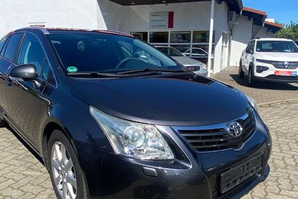 Toyota Avensis 280.000 km 4.950 &euro; Goslar 38644