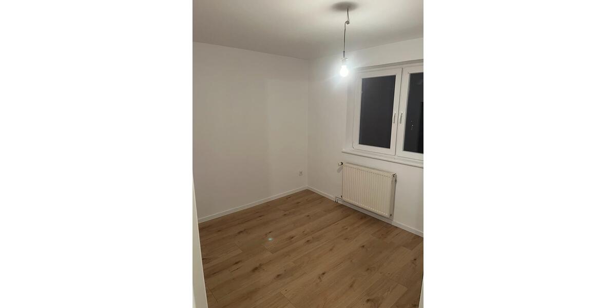 Reihenhaus Braunschweig Wabe-Schunter-Beberbach - 5 Zimmer, 70 m&sup2;, 1.250&euro; | Angebot:25164035