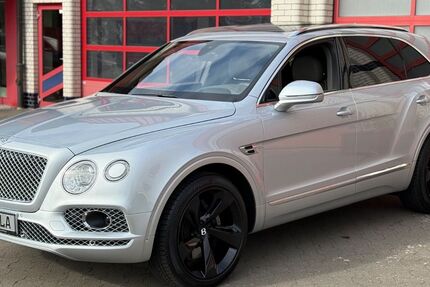 Bentley Bentayga 62.400 km 122.950 &euro; Braunschweig 38112