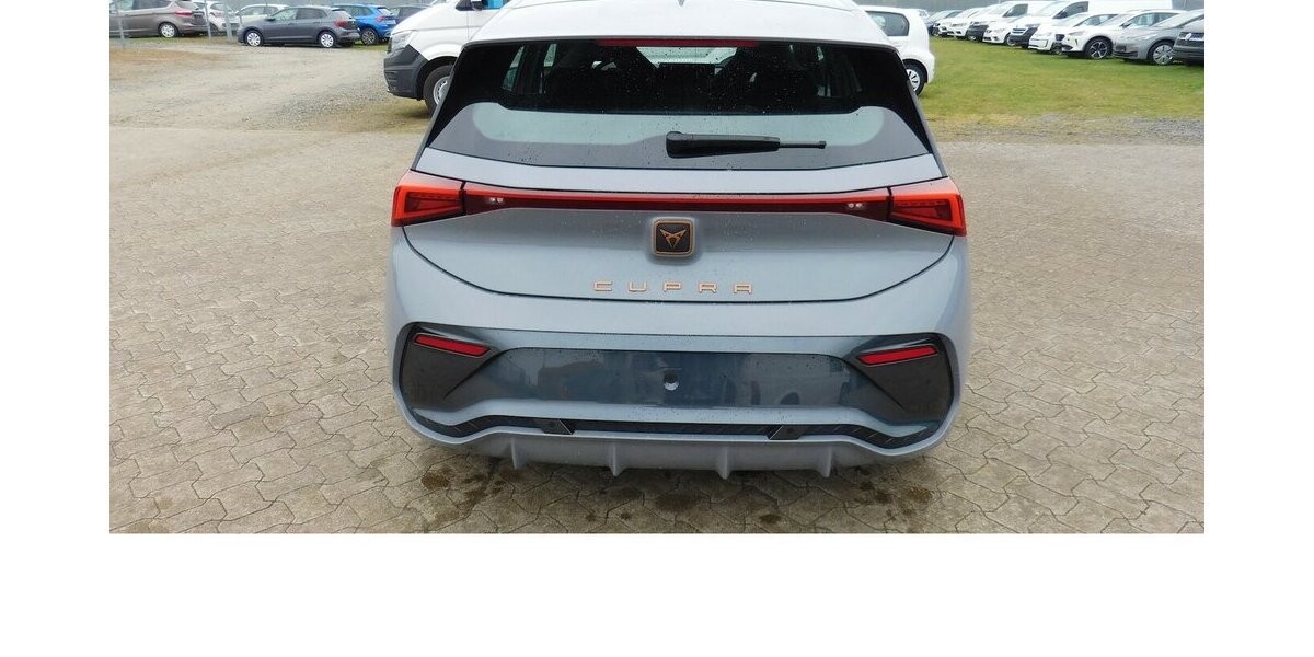 Cupra Born Elektrik 1-Gang Automatik Navi Klima Alu 16.400 km 23.990 &euro; Vordorf 38533