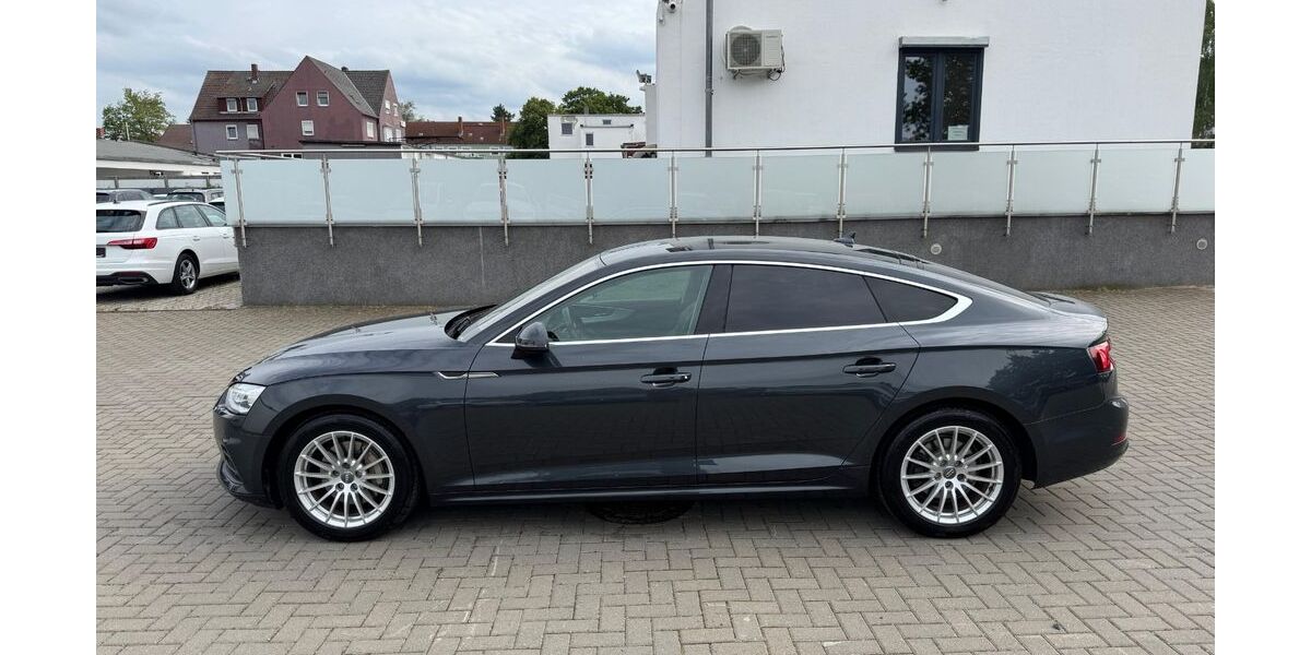 Audi A5 104.921 km 17.999 &euro; Salzgitter-Lebenstedt 38226