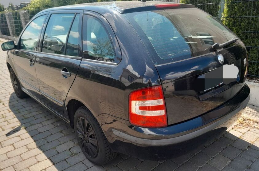 Skoda Fabia 300.000 km 1.100 € Braunschweig 38116