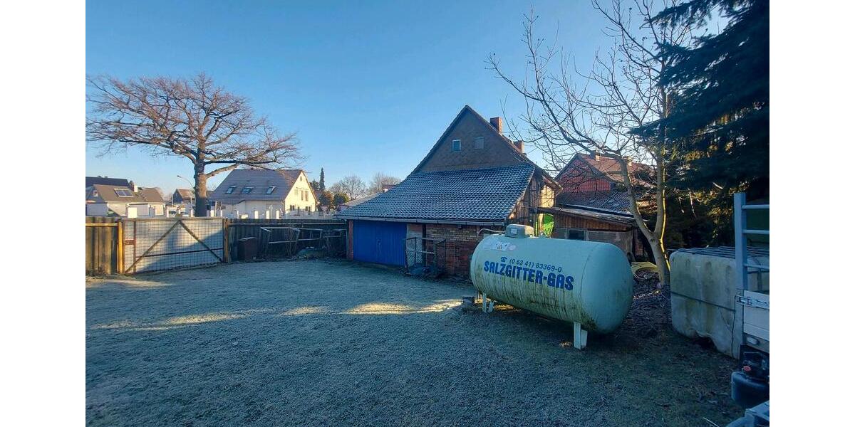 Einfamilienhaus Salzgitter Ortschaft Südost - 7 Zimmer, 180 m&sup2;, 135.000&euro; | Angebot:26635177