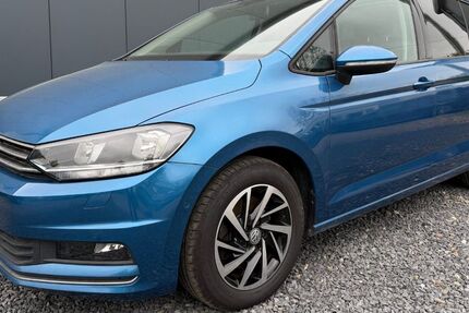 VW Touran 71.400 km 16.000 &euro; Braunschweig 38110