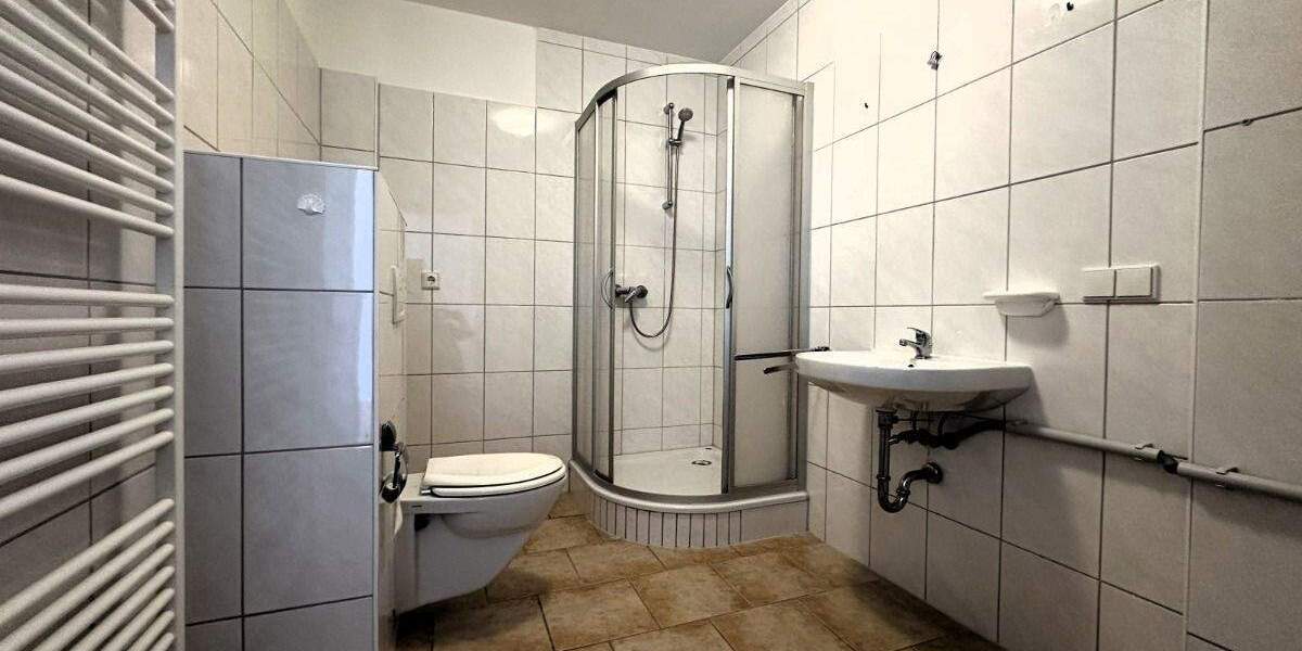 Etagenwohnung Hildesheim Ochtersum - 2 Zimmer, 83 m&sup2;, 179.000&euro; | Angebot:25734425