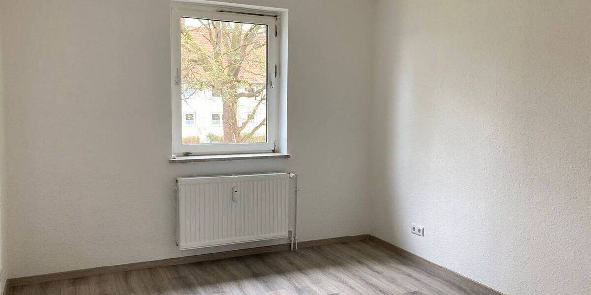 Etagenwohnung Salzgitter Lebenstedt - 3 Zimmer, 68 m&sup2;, 392&euro; | Angebot:26786957