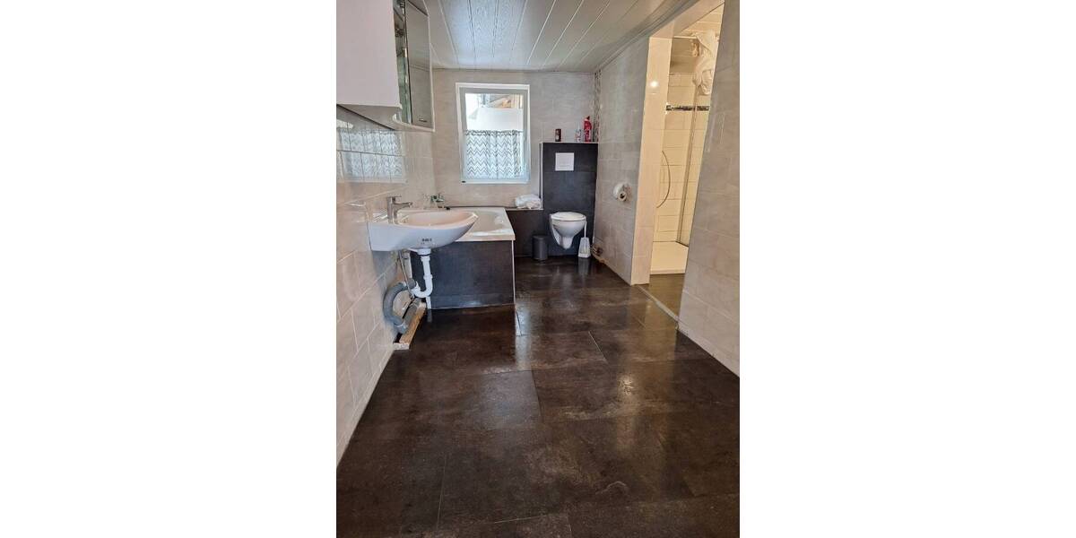 Mehrfamilienhaus, Wohnhaus Lutter Neuwallmoden - 8 Zimmer, 320 m&sup2;, 156.000&euro; | Angebot:26154913