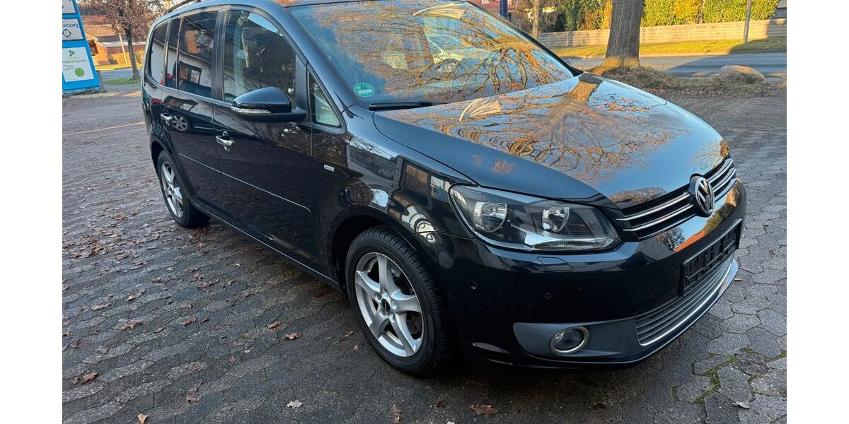 VW Touran 103.000 km 10.200 &euro; Adenstedt 31246