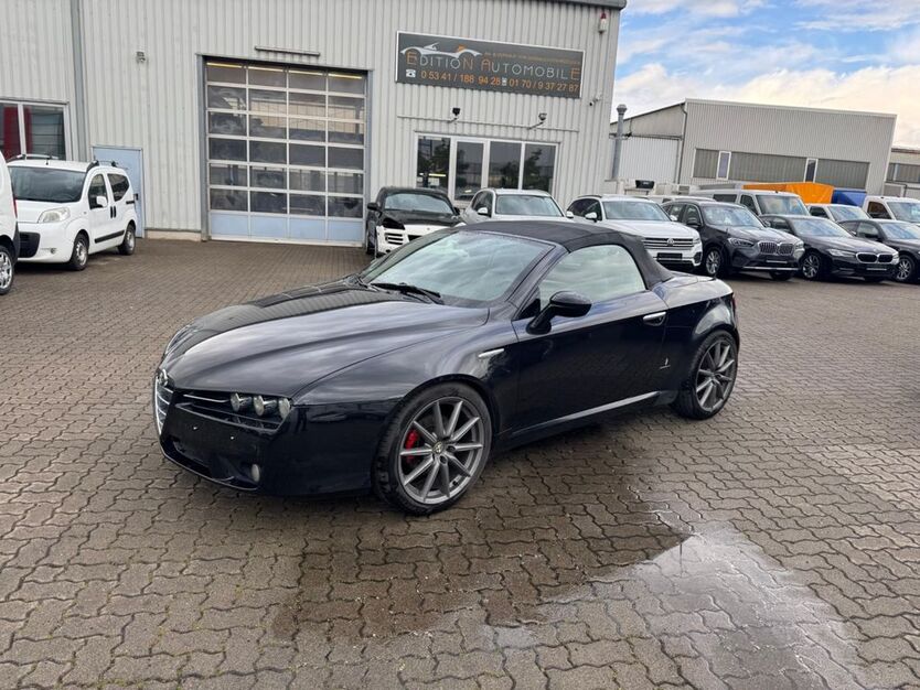 Alfa Romeo Spider 174.000 km 6.900 € Salzgitter 38229