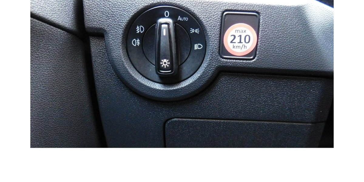 VW T-Cross 1.0 Life BMT TSI DSG Klima Navi 30.300 km 19.990 &euro; Vordorf 38533