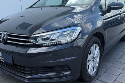 VW Touran 63.000 km 27.490 &euro; Ilsede 31246