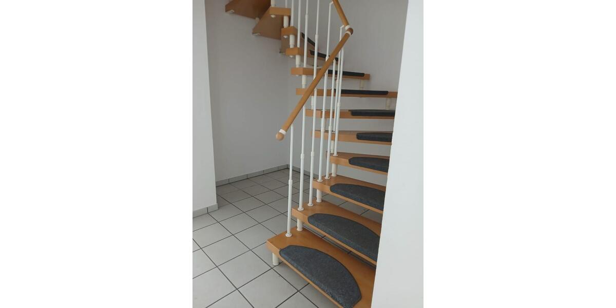 Reihenhaus Hildesheim Himmelsthür - 5 Zimmer, 150 m&sup2;, 1.300&euro; | Angebot:24731461