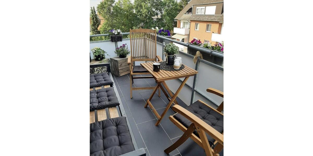 Schöne stilvolle Eigentumswohnung im DG, 3 Zi.,Balkon, Garage 3 zimmer