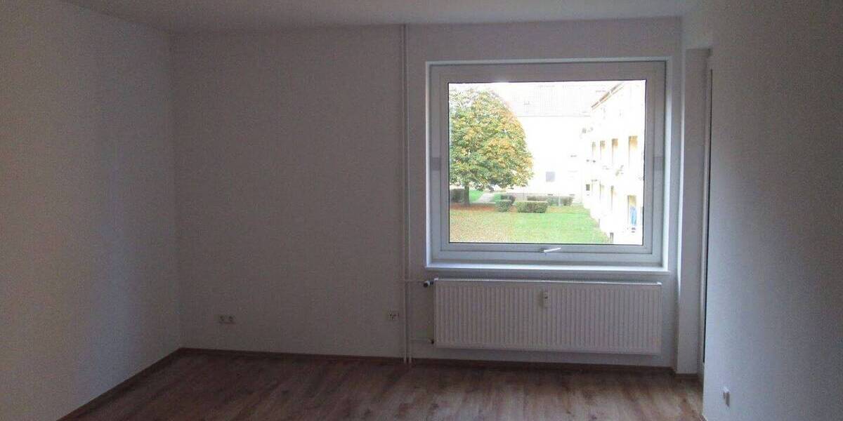 Etagenwohnung Salzgitter Lebenstedt - 3 Zimmer, 62 m&sup2;, 376&euro; | Angebot:26797093