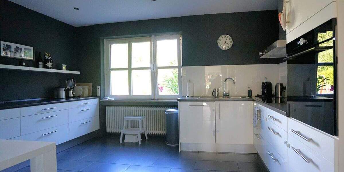 Einfamilienhaus Braunschweig Ölper - 7 Zimmer, 260 m&sup2;, 750.000&euro; | Angebot:23967384