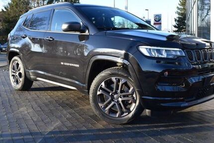 Jeep Compass 76.123 km 23.490 &euro; Braunschweig 38114