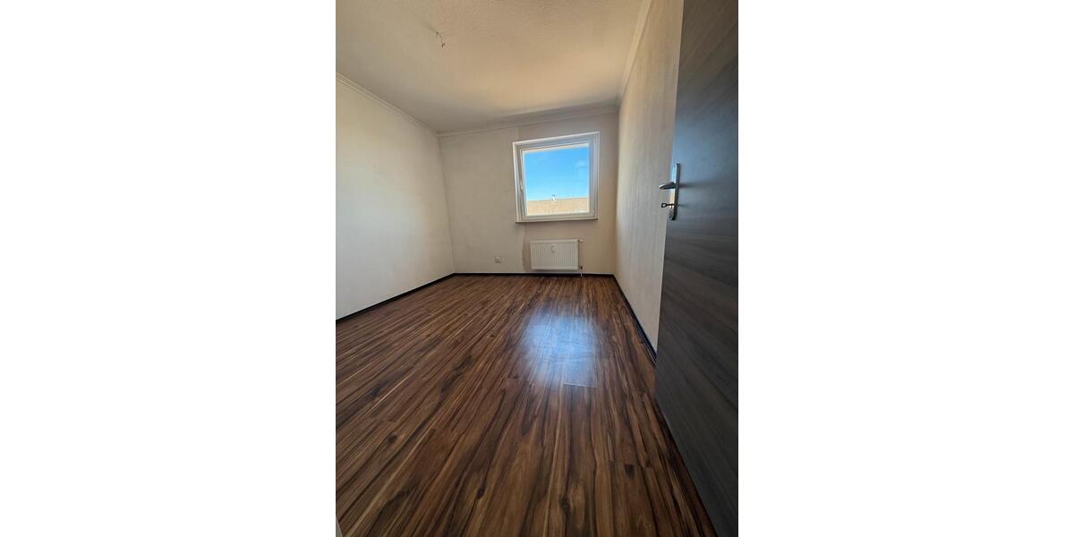 Etagenwohnung Wolfenbüttel Ahlum - 3 Zimmer, 75 m&sup2;, 600&euro; | Angebot:26249630