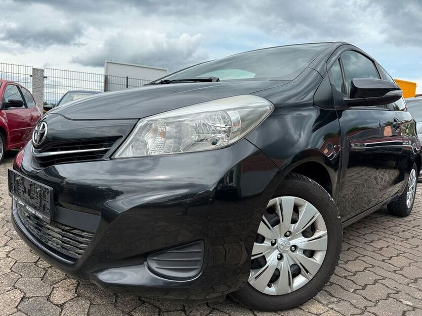 Yaris