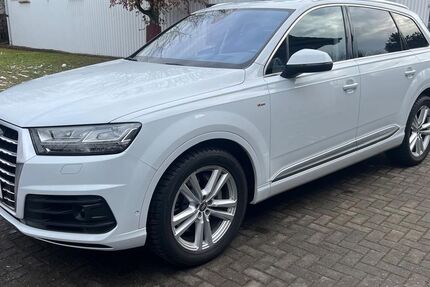 Audi Q7 149.750 km 34.900 &euro; Salzgitter 38229