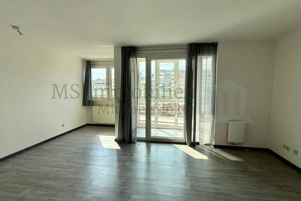 Charmantes 1 ZKB Apartment + Wintergarten in Ludwigshafen am Main - Ideal für Singles oder Pendler