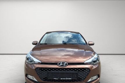Hyundai i20 82.000 km 8.999 &euro; Goslar/Oker 38644