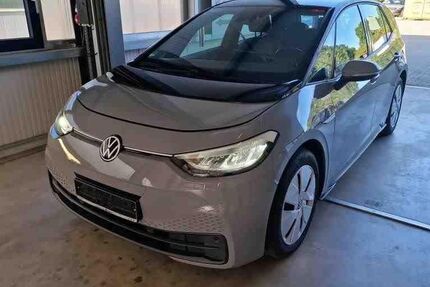 VW ID.3 125.452 km 15.990 € Vechelde 38159