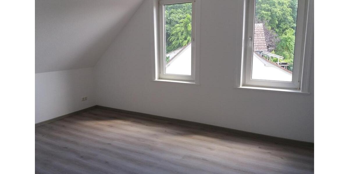 Dachgeschoßwohnung Goslar Immenrode - 3 Zimmer, 69 m&sup2;, 480&euro; | Angebot:24490837