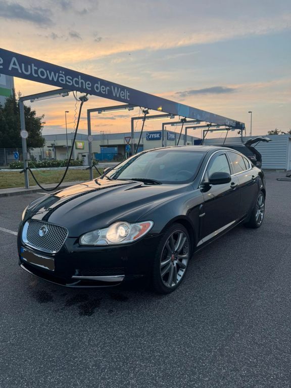 Jaguar XF 221.000 km 10.200 € Braunschweig 38120