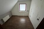 Etagenwohnung Lengede - 6 Zimmer, 151 m&sup2;, 1.350&euro; | Angebot:25293036