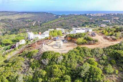 Grundstück zu verkaufen in 4 215.000 € 570 m²