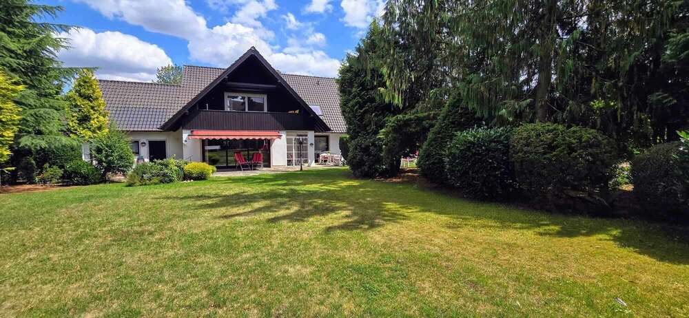 Einfamilienhaus Goslar / Jürgenohl Jürgenohl - 7 Zimmer, 215 m&sup2;, 480.000&euro; | Angebot:26212803