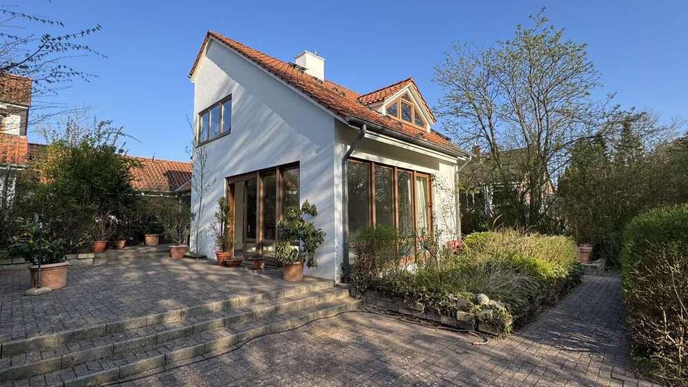 Haus zum Kaufen in Braunschweig 360.000 € 141.95 m²