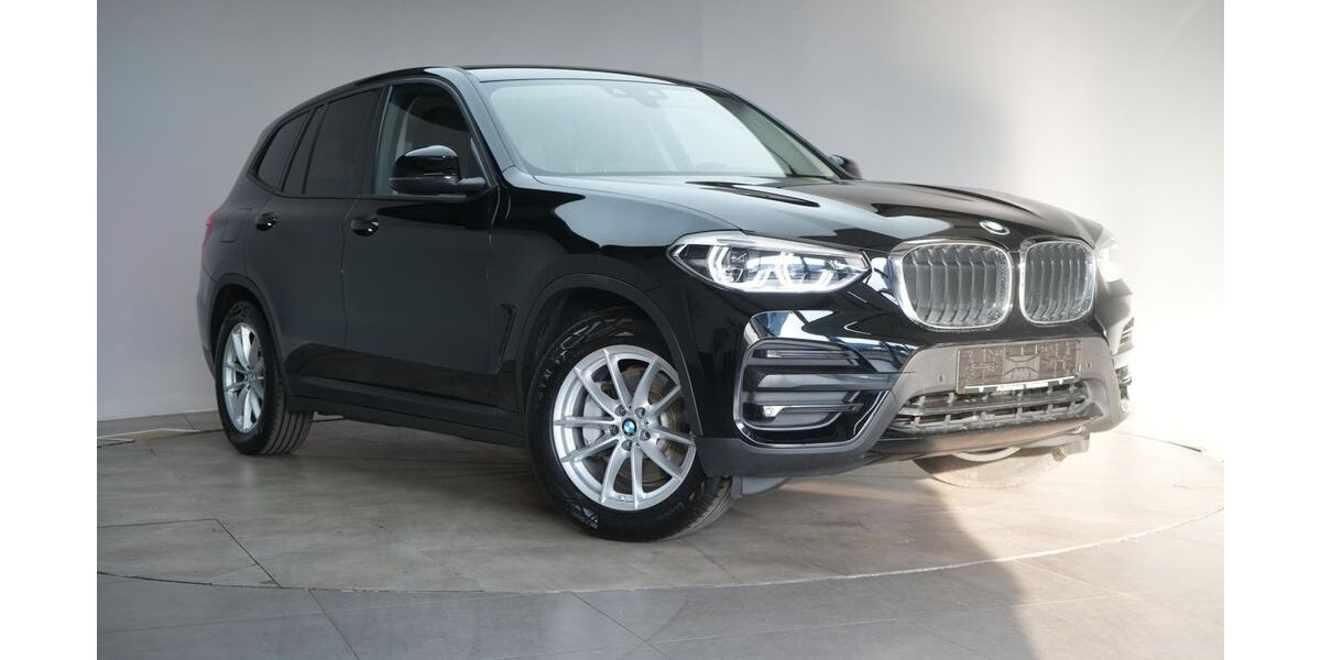 BMW X3 96.000 km 28.990 &euro; Braunschweig 38110