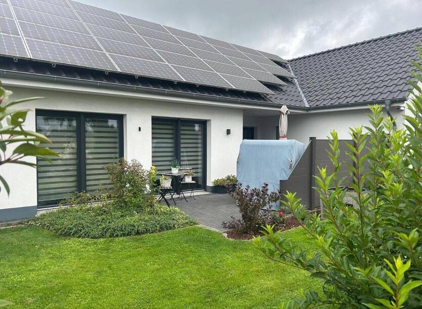Bungalow mit sehr guter Ausstattung in ruhiger Lage