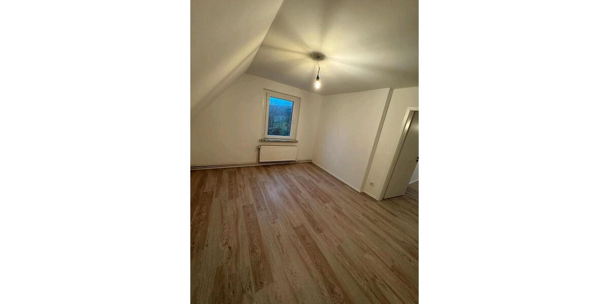 4-Zimmer-Wohnung in ruhiger Lage – 65 m² zu vermieten zimmer