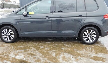 VW Touran 1.5 Comfortline Active BMT TSI DSG 7-Gang 21.400 km 25.990 &euro; Vordorf 38533