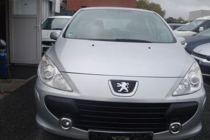 Peugeot 307 153.240 km 2.499 € Wolfenbüttel 38304