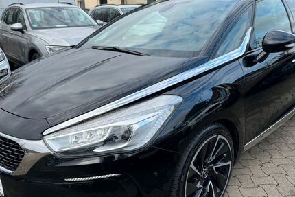DS Automobiles DS5