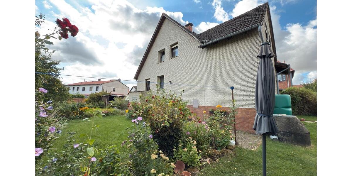 Einfamilienhaus Sickte - 7 Zimmer, 130 m&sup2;, 320.000&euro; | Angebot:25147987
