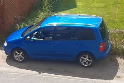 VW Touran 332.200 km 750 &euro; Harsum 31177
